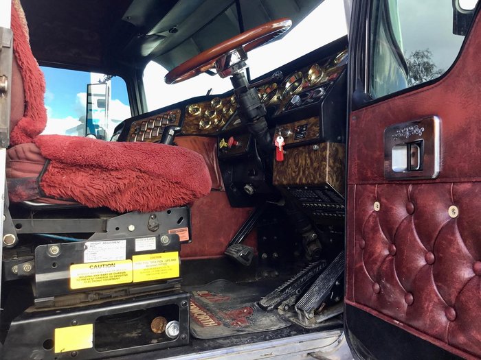 2001 Kenworth K104 Flat Roof C15 Cat See Cond Read Spec $115000 Inc Gst K104 FLAT ROOF