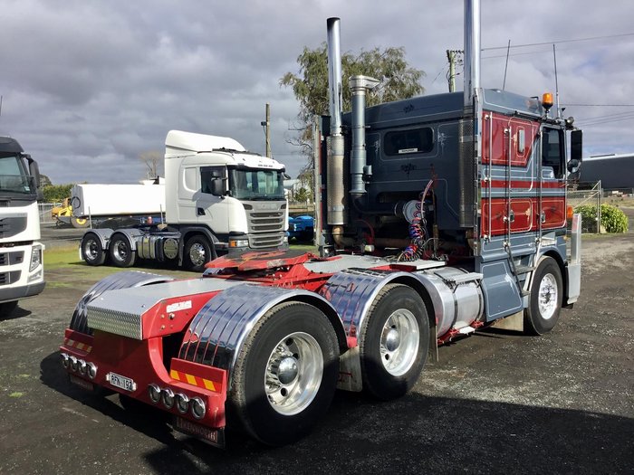 2001 Kenworth K104 Flat Roof C15 Cat See Cond Read Spec $115000 Inc Gst K104 FLAT ROOF