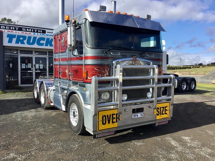 2001 Kenworth K104 Flat Roof C15 Cat See Cond Read Spec $115000 Inc Gst K104 FLAT ROOF