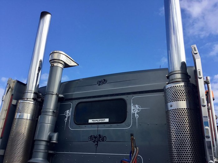 2001 Kenworth K104 Flat Roof C15 Cat See Cond Read Spec $115000 Inc Gst K104 FLAT ROOF