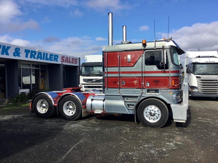 2001 Kenworth K104 Flat Roof C15 Cat See Cond Read Spec $115000 Inc Gst K104 FLAT ROOF