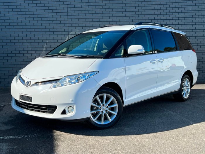 2016 Toyota Tarago GLX