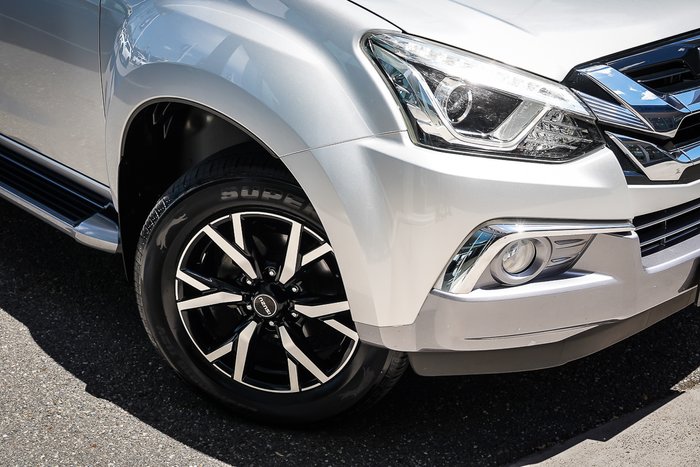 2021 ISUZU MU-X LS-T (4x2)