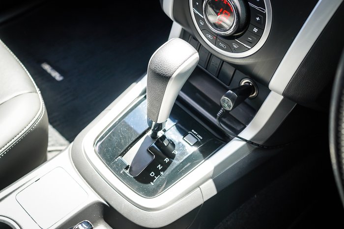 2021 ISUZU MU-X LS-T (4x2)