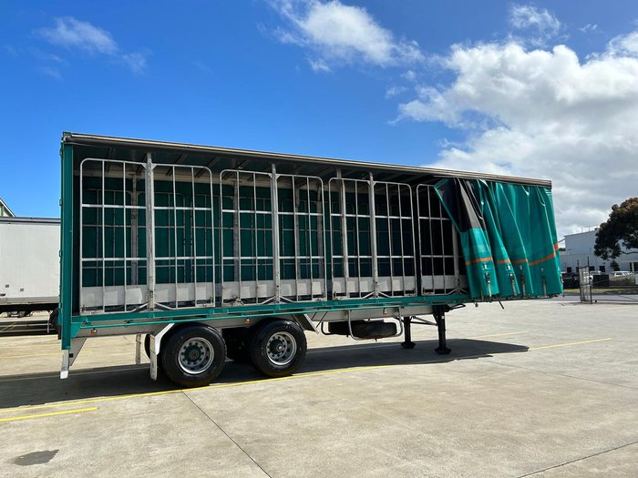 2008 Krueger St2 18 Pallet Sd Curtain Sider