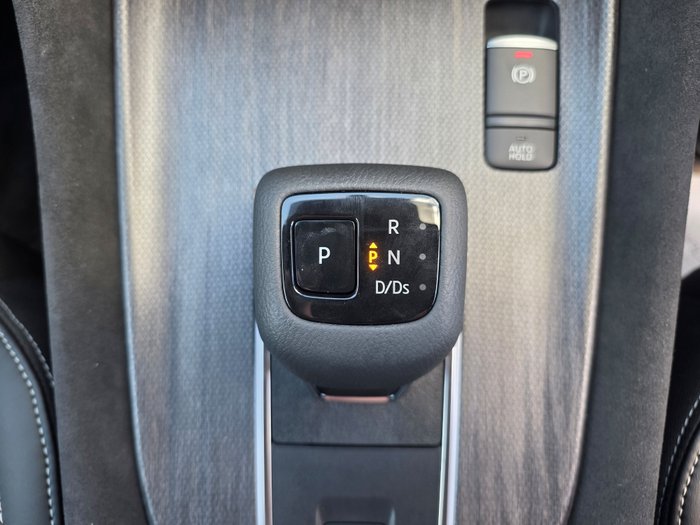 2024 NISSAN J12 TI-L