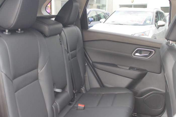 2025 Nissan X-TRAIL ST-L e-POWER