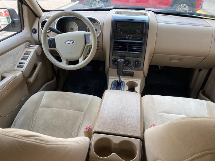 2007 Ford Explorer Sport Trac 4X2 4.6L V8 AT Tela
