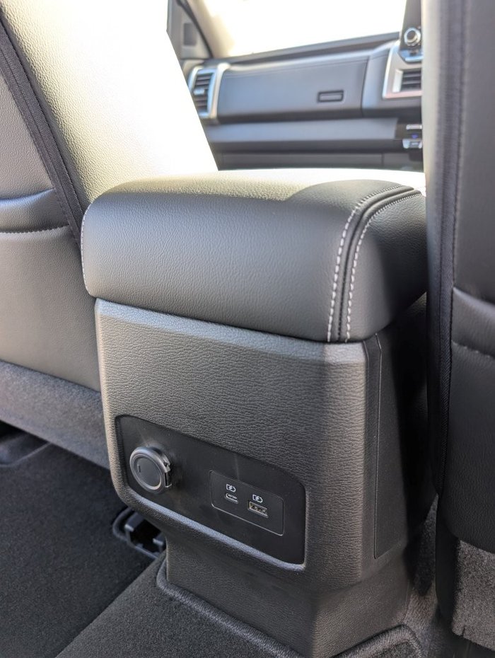 2026 NISSAN NAVARA ST-X