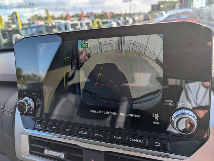 2026 NISSAN NAVARA ST-X