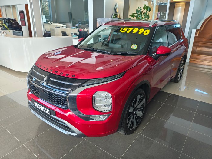 2026 MITSUBISHI Outlander