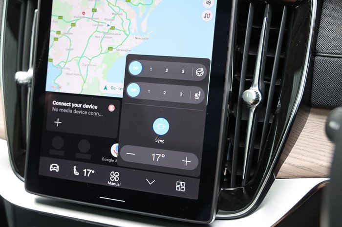 2026 Volvo XC90 Plus T8 Plug-In Hybrid Dark