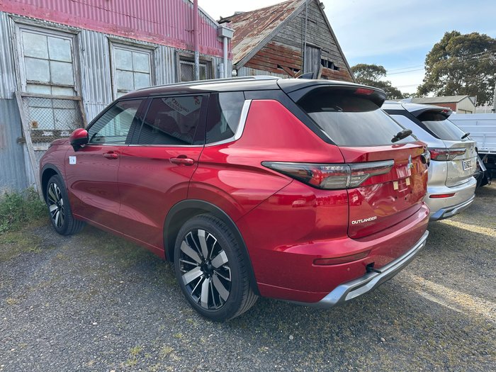 2026 Mitsubishi Outlander Exceed Tourer