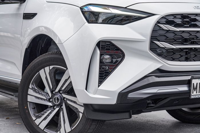 2025 Isuzu MU-X LS-T