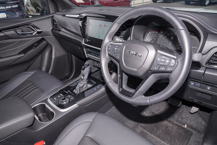 2025 Isuzu MU-X LS-T