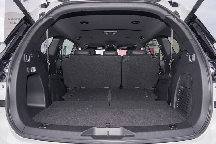 2025 Isuzu MU-X LS-T