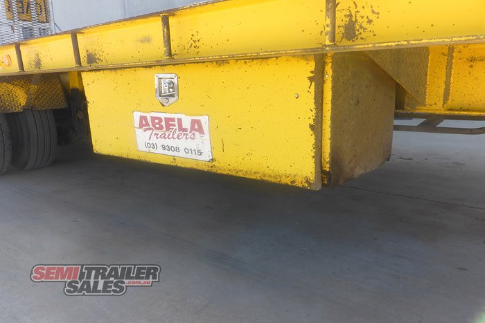 2001 Tag-A-Long Bogie Plant Trailer with Ramps