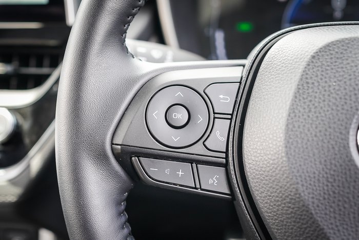 2025 Toyota Corolla Cross Hybrid GXL