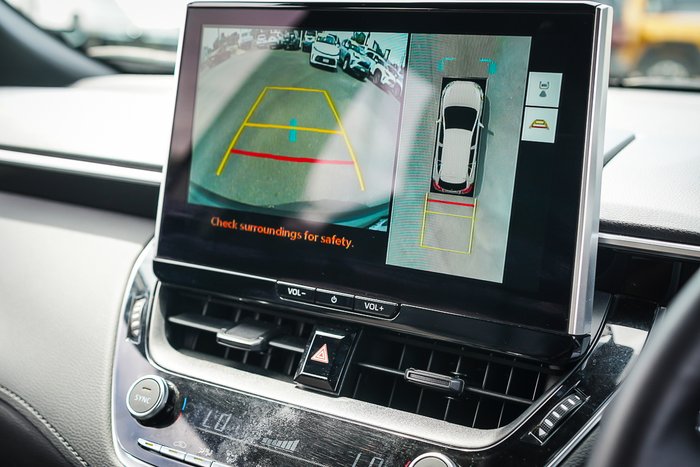 2025 Toyota Corolla Cross Hybrid GXL