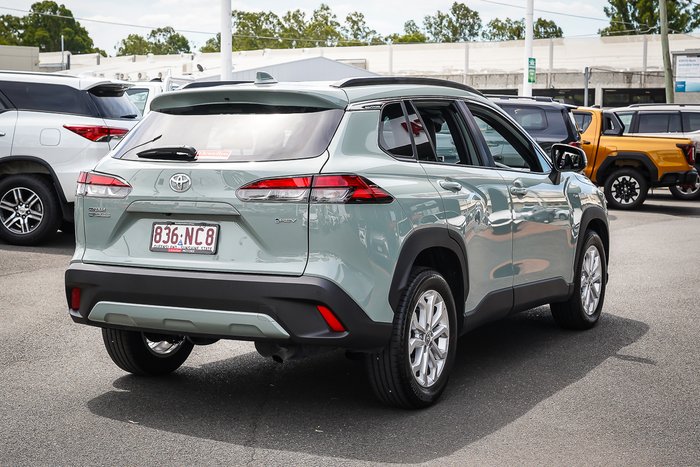 2025 Toyota Corolla Cross Hybrid GXL