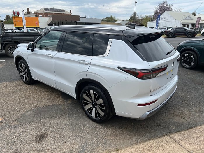 2025 MITSUBISHI OUTLANDER EXCEED TOURER