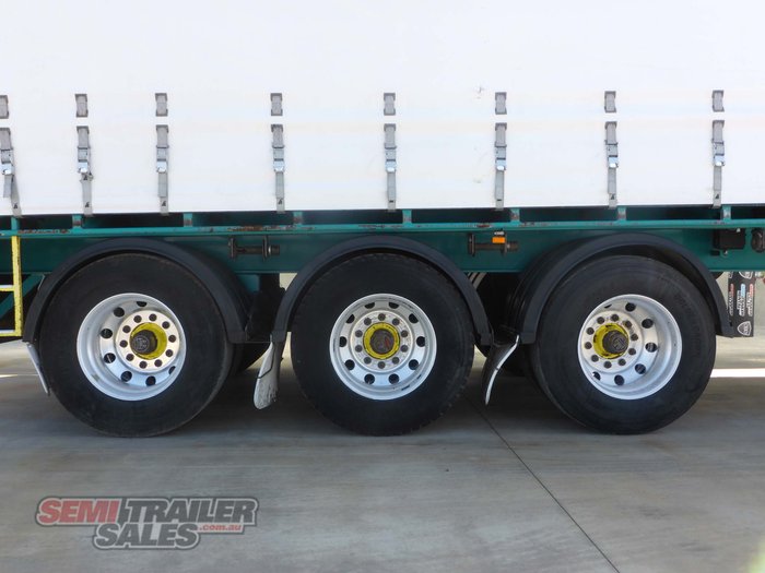 2009 Vawdrey 22 Pallet Curtainsider