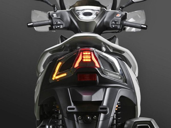 2025 Kymco Agility 16 + 300i Agility Blue