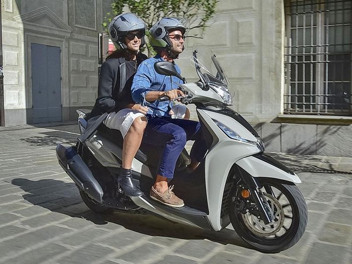 2025 Kymco Agility 16 + 300i Agility Blue
