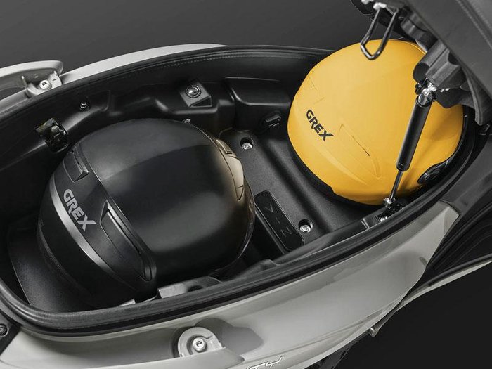 2025 Kymco Agility 16 + 300i Agility Blue