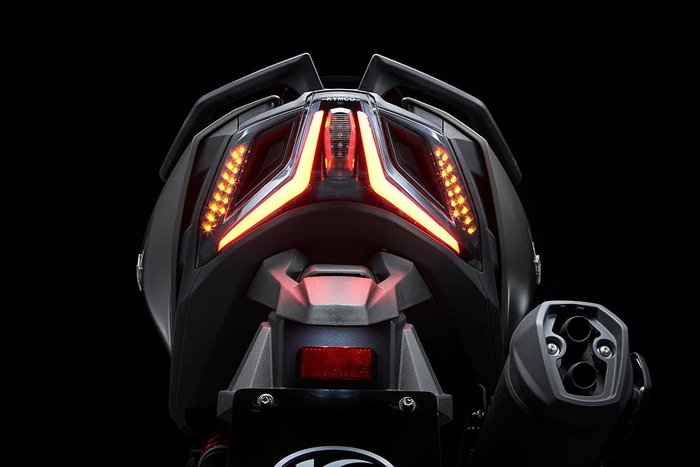 2025 Kymco AK 550 Premium AK Black