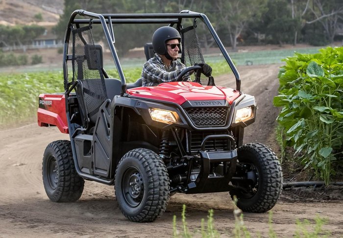 2025 Honda Pioneer 520-2 Pioneer Red
