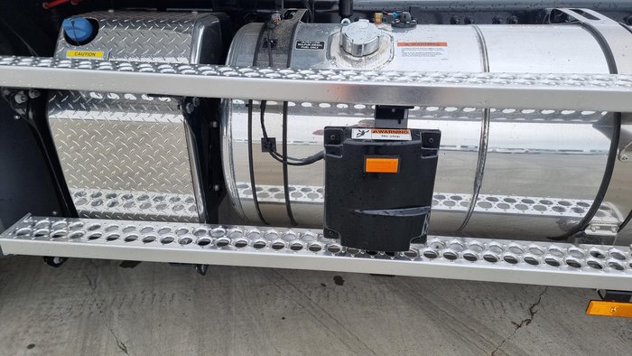 2024 Freightliner Cascadia 116 Tipper White