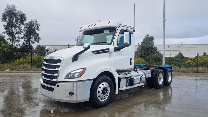 2024 Freightliner Cascadia