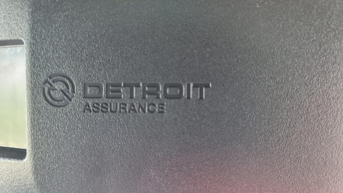 2024 Freightliner Cascadia 126 Tipper White