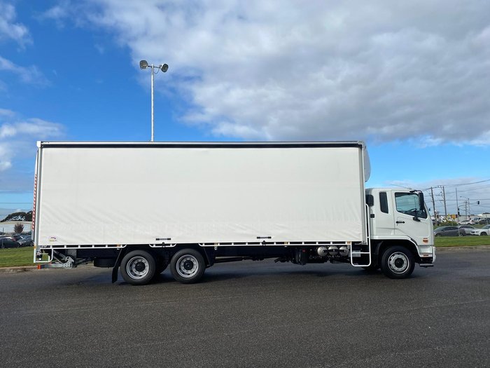 2025 Fuso Fighter 2427 White