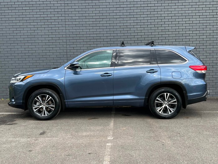 2017 Toyota Kluger GX