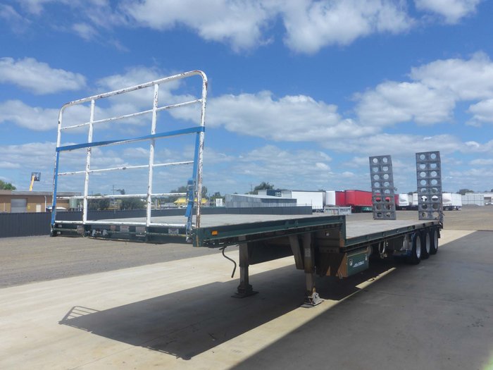 2010 Maxitrans Semi Dropdeck with Ramps - RENTAL