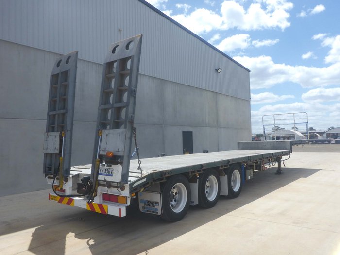 2010 Maxitrans Semi Dropdeck with Ramps - RENTAL