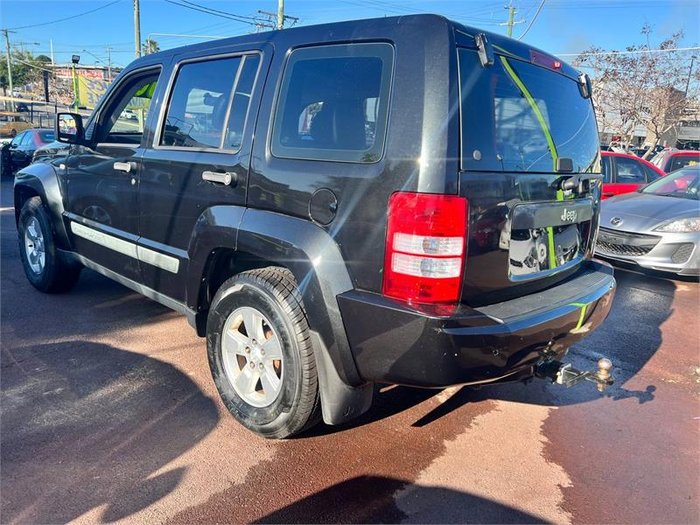2010 JEEP GRAND CHEROKEE OVERLAND (4x4)