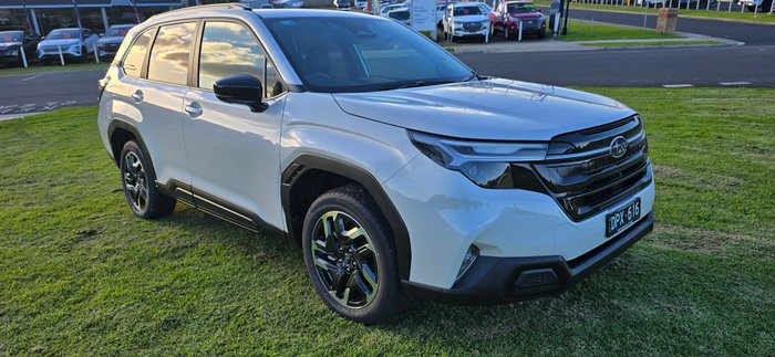 2025 SUBARU FORESTER
