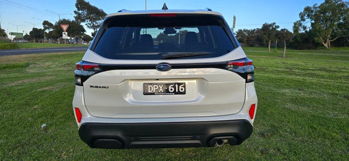 2025 SUBARU FORESTER