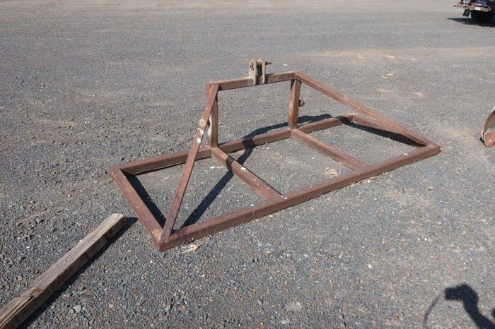 0 Custom Leveling Bar/ Tool Carrier