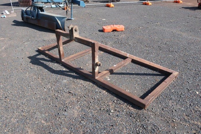 Custom LEVELING BAR/ TOOL CARRIER