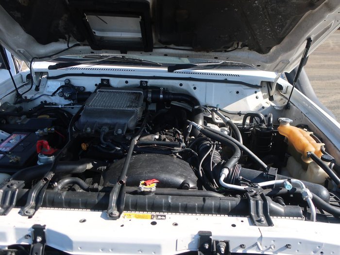 2012 Nissan Patrol WHITE