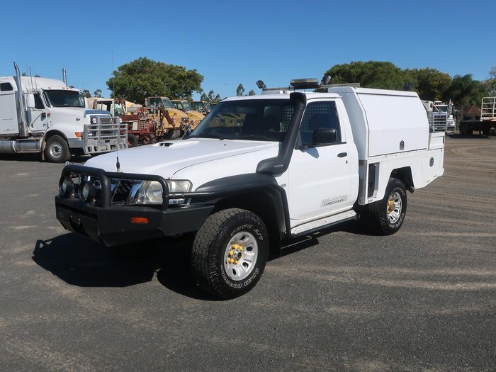 2012 Nissan Patrol WHITE