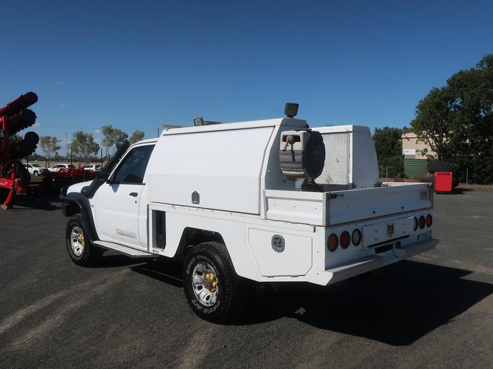 2012 Nissan Patrol WHITE