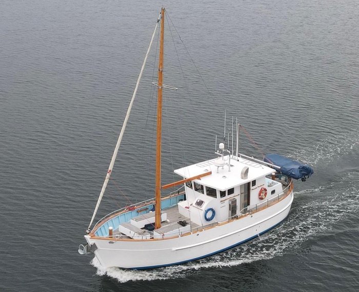 1982 CHARTER FISHING