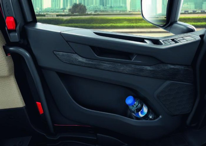 2024 Iveco S-Way AS700