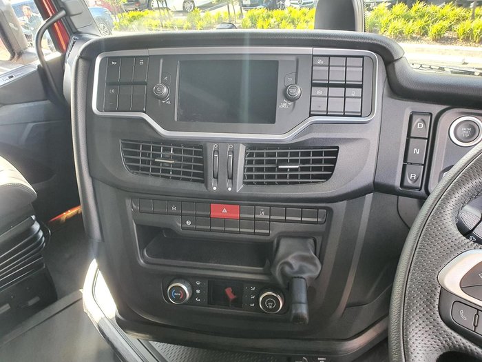 2024 Iveco S-Way AS700