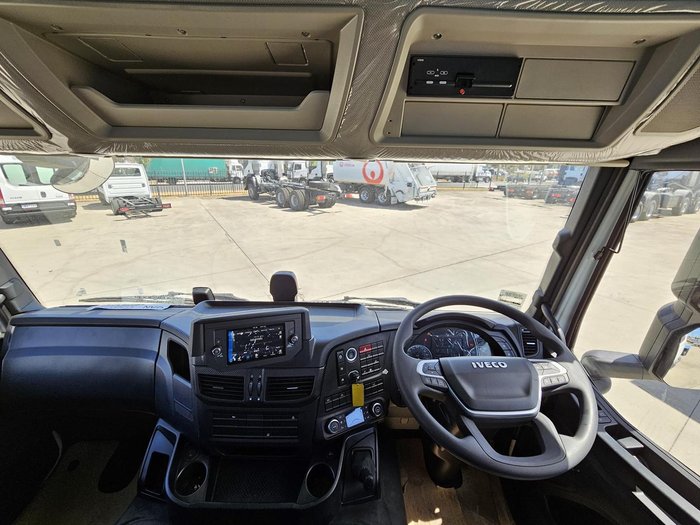 2024 Iveco S-Way AT230